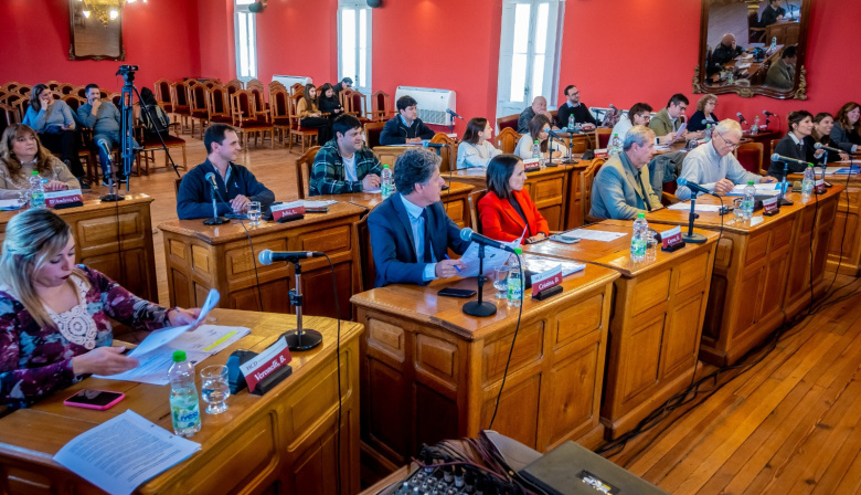 Junín regula las aplicaciones de transporte y crea un marco legal para plataformas digitales