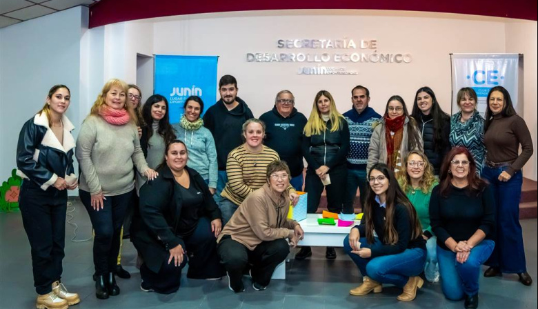 “Canvas en Acción”: emprendedores locales fortalecieron sus proyectos a través de una nueva capacitación del Municipio
