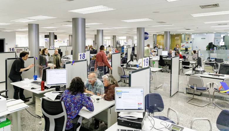 Uno de cada tres trabajadores cambia de empleo debido al salario y a las oportunidades de crecimiento