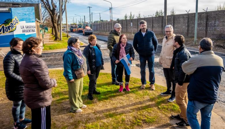 Fomentistas de Junín destacaron el avance de las obras de asfalto
