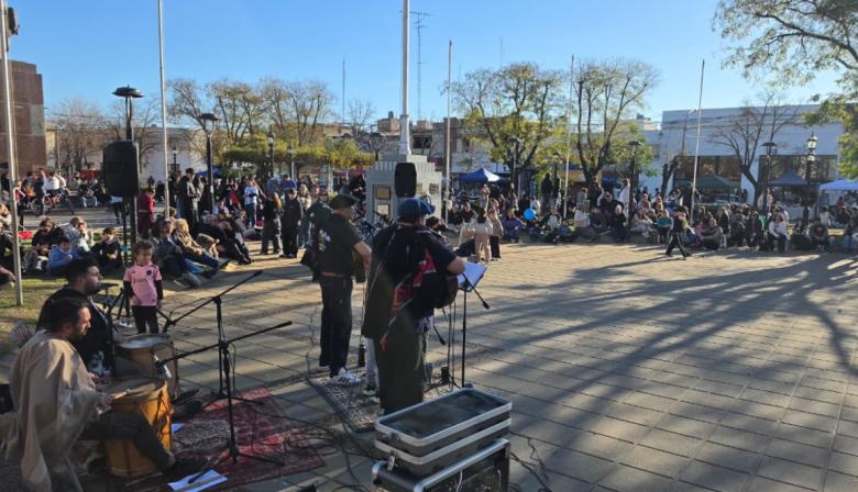 Gran convocatoria en una nueva edición de la feria en la Plaza San Martín