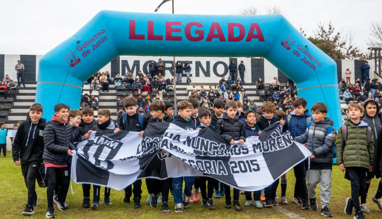 El Club Mariano Moreno celebró sus 110 años con una gran fiesta y el Mundialito Sub-15