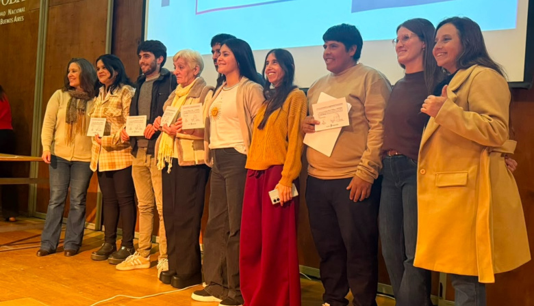 Plan Fines en Junín: 60 nuevos egresados recibieron sus diplomas en una emotiva ceremonia