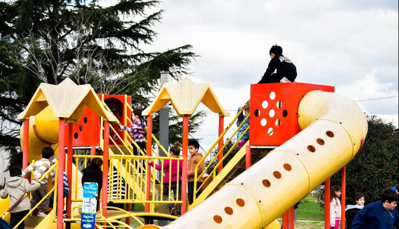 Barrios Activos convocó a vecinos en el Parque de la Estación durante el 7° Festival de Invierno