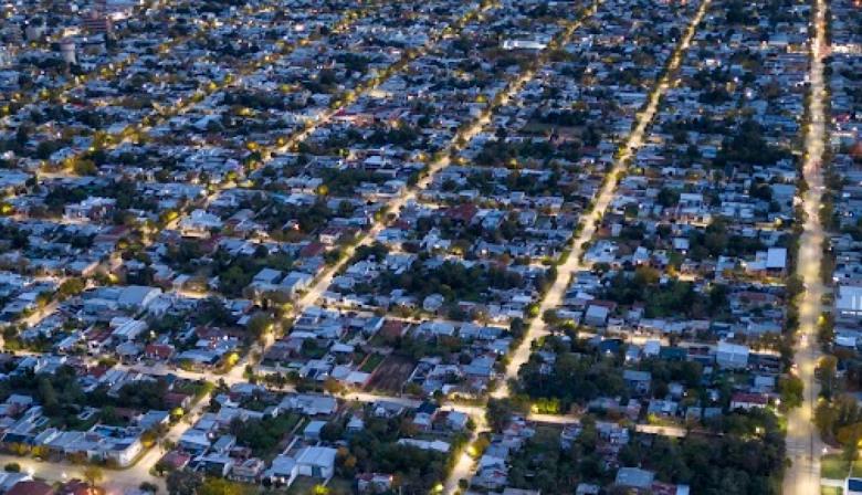 Lincoln avanza con el recambio de luminarias LED en los barrios Fo.Na.Vi. y La Rural