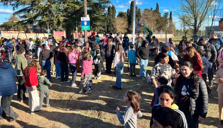 Familias del Barrio La Rufinita celebraron el Día del Niño