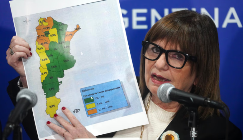Sin respaldo, el oficialismo dio de baja la cláusula de venta de tierras a extranjeros para salvar la sesión