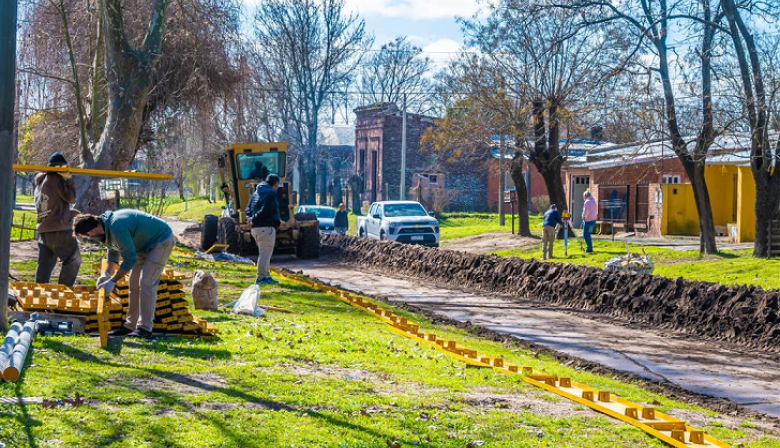Morse suma nuevas obras de cordón cuneta para mejorar la transitabilidad y resolver problemas hídricos