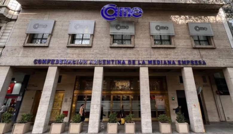 La CAME desmintió al Gobierno y afirmó que las familias se endeudan para comer