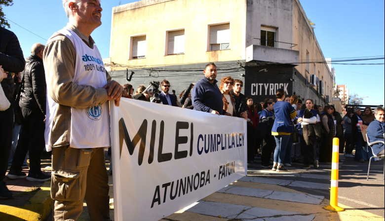 Sin respuestas del gobierno, ATUNNOBA adhiere al paro nacional no docente universitario de 48 horas