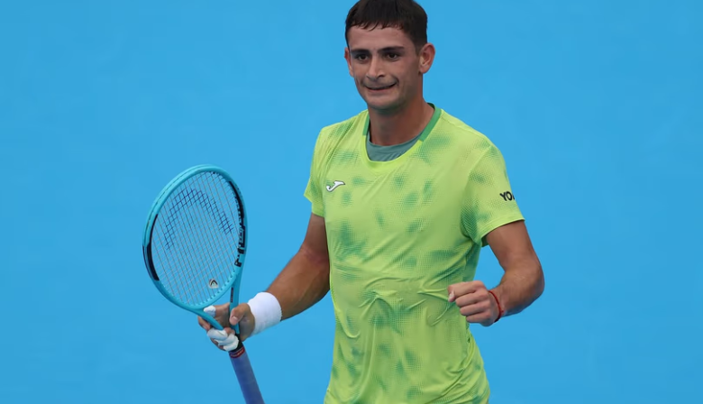 Hazaña en el US Open: el tenista de 9 de Julio Mariano Navone eliminó a Novak Djokovic en el debut