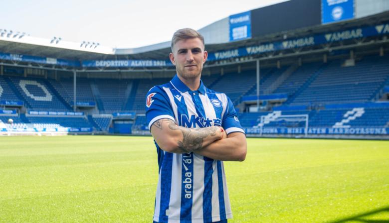 Nicolás Valentini, el juninense que sigue creciendo en Europa: fue presentado como nuevo jugador del Deportivo Alavés