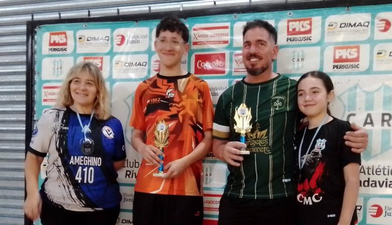 Con 32 jugadores, se disputó una nueva fecha del Torneo TMT de Tenis de Mesa en Junín