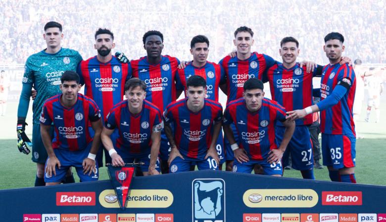Cincuenta barras de San Lorenzo “visitan” al plantel tras la derrota ante Huracán