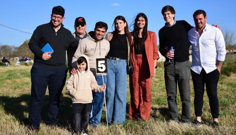 Se realizó el sorteo de seis lotes sociales del Programa "Tu Hogar en Florentino Ameghino"