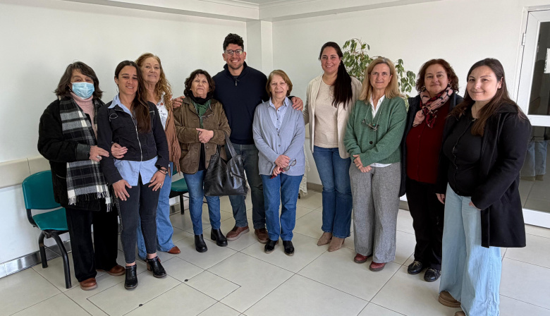 La Cooperadora del Hospital de Ameghino donó un esterilizador de $35 millones