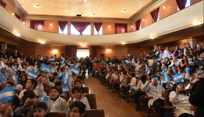 Las escuelas de Ameghino reconstruyen la historia local a 130 años de la ciudad