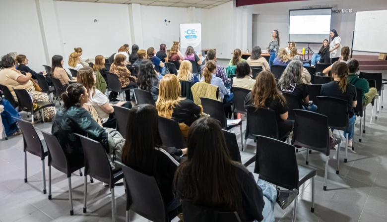 Más de 70 emprendedores participaron del primer taller de rotulado de alimentos envasados