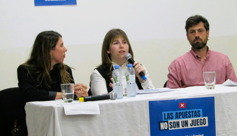 Micaela Olivetto presentó en Junín un proyecto de ley para prevenir y regular las apuestas en línea