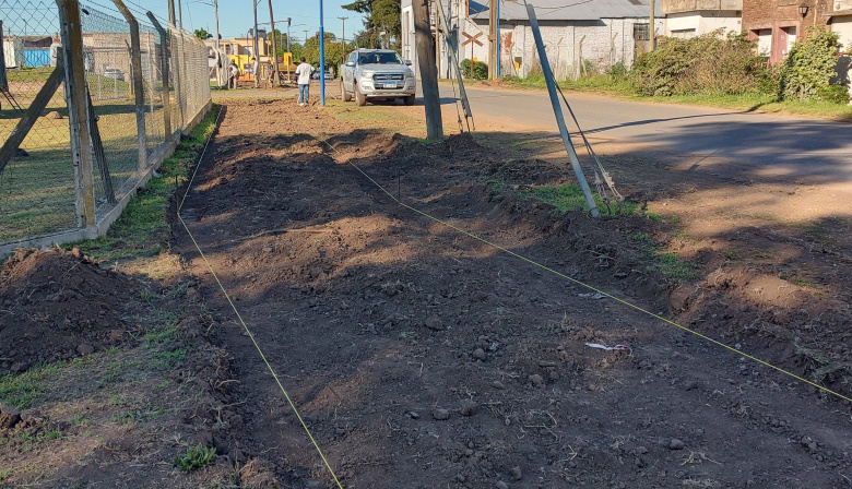 Rojas avanza con la construcción del último tramo de la bicisenda en la avenida Fortín Mercedes