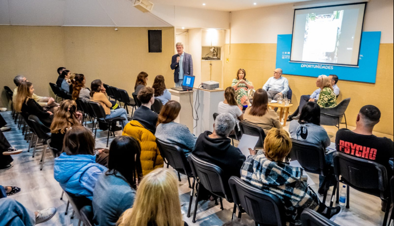 La OMIC realizó una jornada de concientización sobre los derechos de los consumidores y la prevención de estafas financieras