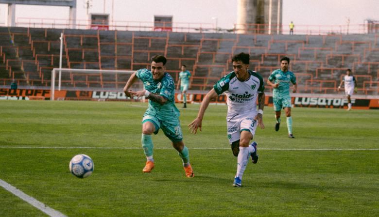Sarmiento ganó y fue feliz en Mar del Plata: orden, eficacia y jerarquía