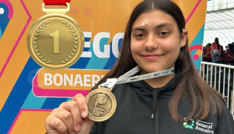 Oro y récord provincial para Constanza Camille