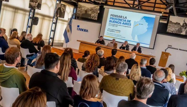Presentaron en Junín el libro “Junín, capital de los bonaerenses”: una propuesta para descentralizar el poder político de la Provincia