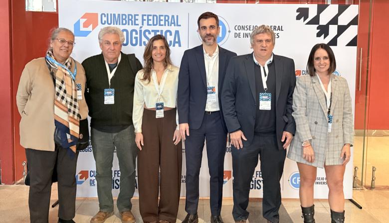 Junín presentó su modelo de logística y mantenimiento de caminos rurales en una cumbre federal