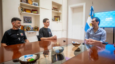Petrecca recibió a “La Peste” Bruno Carpaneto y lo felicitó por consagrarse doble Campeón Mundial de Kickboxing