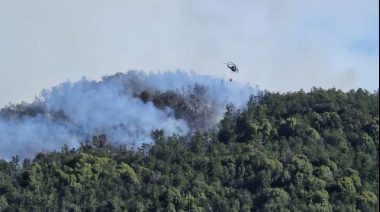 Continúa el incendio en el Parque Nahuel Huapi: el fuego ya consumió cási 6000 hectáreas