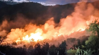 "Se está quemando todo", la desesperación del intendente de El Bolsón por el fuego descontrolado