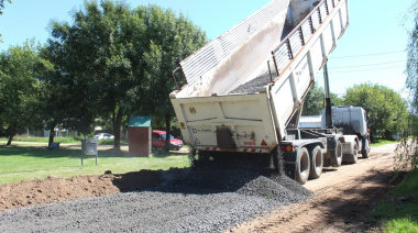 Avanzan las obras de cordón cuneta y estabilizado en distintos barrios de Bragado