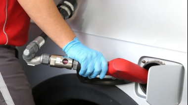 La venta de combustibles cayó en enero y suma 14 meses de retroceso