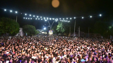 El Negro Tecla, La 2001 y Los Leales se presentaron en los carnavales de General Pinto