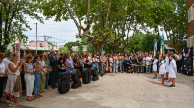 Funcionarios de la Municipalidad de Bragado acompañaron el acto de inicio del ciclo lectivo