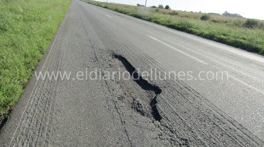 Maniobras al límite: el peligro de esquivar baches en rutas de Junín y la Región sin mantenimiento