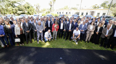 Con más de 100 intendentes, Kicillof lanzó un nuevo fondo para fortalecer la seguridad en la Provincia