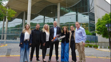 Candidatos porteños de LLA fueron con la motosierra a la sede del Gobierno de la Ciudad