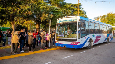 Comenzó a funcionar la línea Amarilla de colectivos urbanos que une Junín con Roca