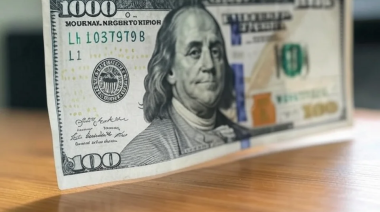 ¿A cuánto abrirá y cerrará el dólar este lunes con el sistema de bandas de flotación sucia?