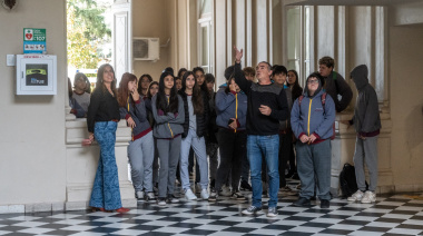 Estudiantes de la UNNOBA recorrieron el Palacio Municipal en una visita guiada educativa