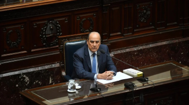 Guillermo Francos negó una devaluación al defender el plan económico y pidió sancionar la ley antibarras