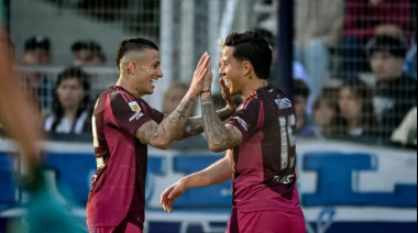 River goleó a Gimnasia y clasificó a los octavos de final del Torneo Apertura 2025