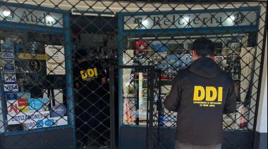 Detienen a un joven de 22 años acusado de robar en una joyería y de un arrebato