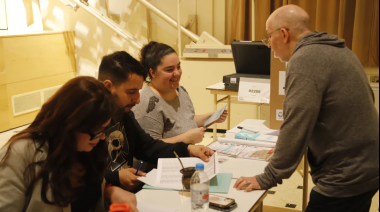 Abrieron las escuelas y comenzaron las elecciones en la Ciudad de Buenos Aires
