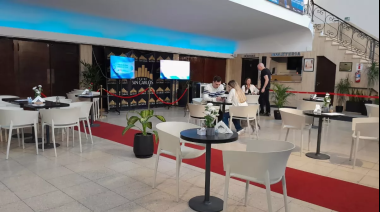 En el Teatro San Carlos: un café con sabor a historia y espectáculo