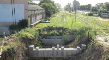 Le piden al Gobierno nacional que incluya el Paso Bajo Nivel en la emergencia ferroviaria