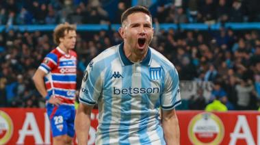 Racing le ganó a Fortaleza en la última jugada del partido y clasificó primero en la Copa Libertadores