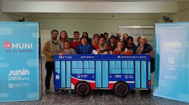 Nueva charla de “Voy en Cole” en la Escuela Primaria de Adultos N°701